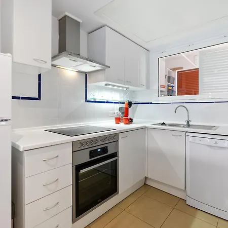 Apartment Kala By The Sea *